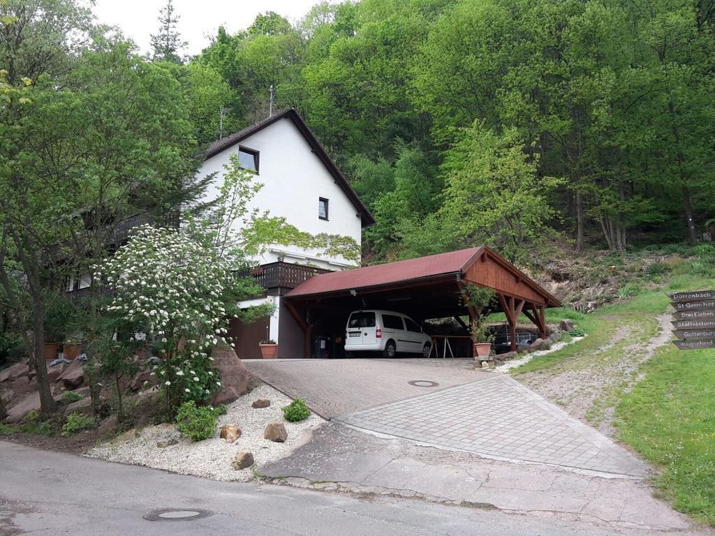 Gaestehaus Gerhardt Schweigen-Rechtenbach Eksteriør bilde